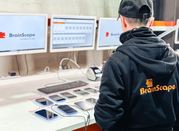 Inscape Hardware Brainscape diensten: Reuse, dataverwijdering en recyclage van IT-hardware